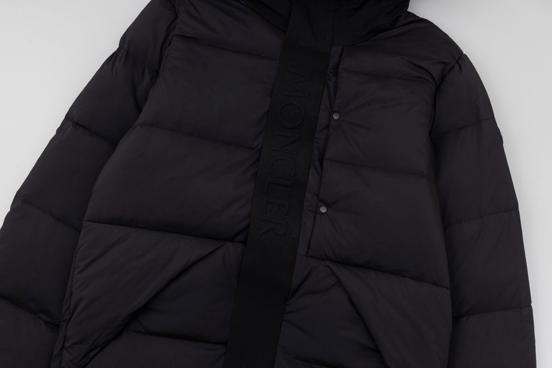 Moncler Women's Men's Thick Short Hooded Down Jacket - Black