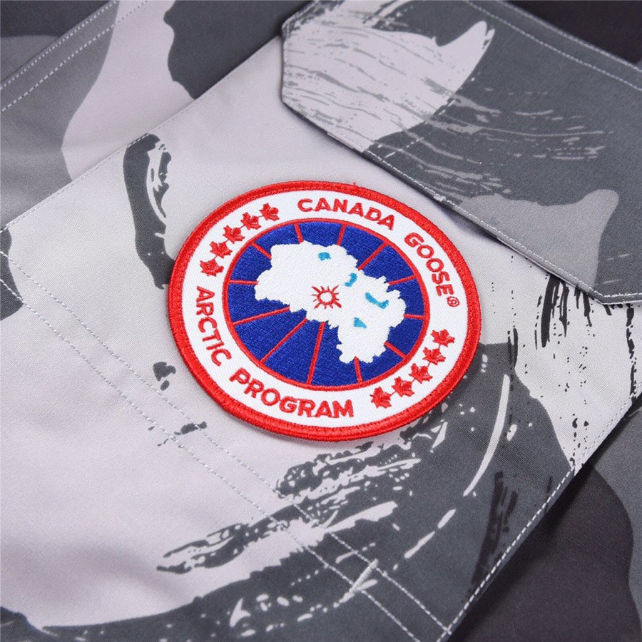 Canada Goose Women's Men's Coyote Fur Down Parka Jacket - Grey Camo