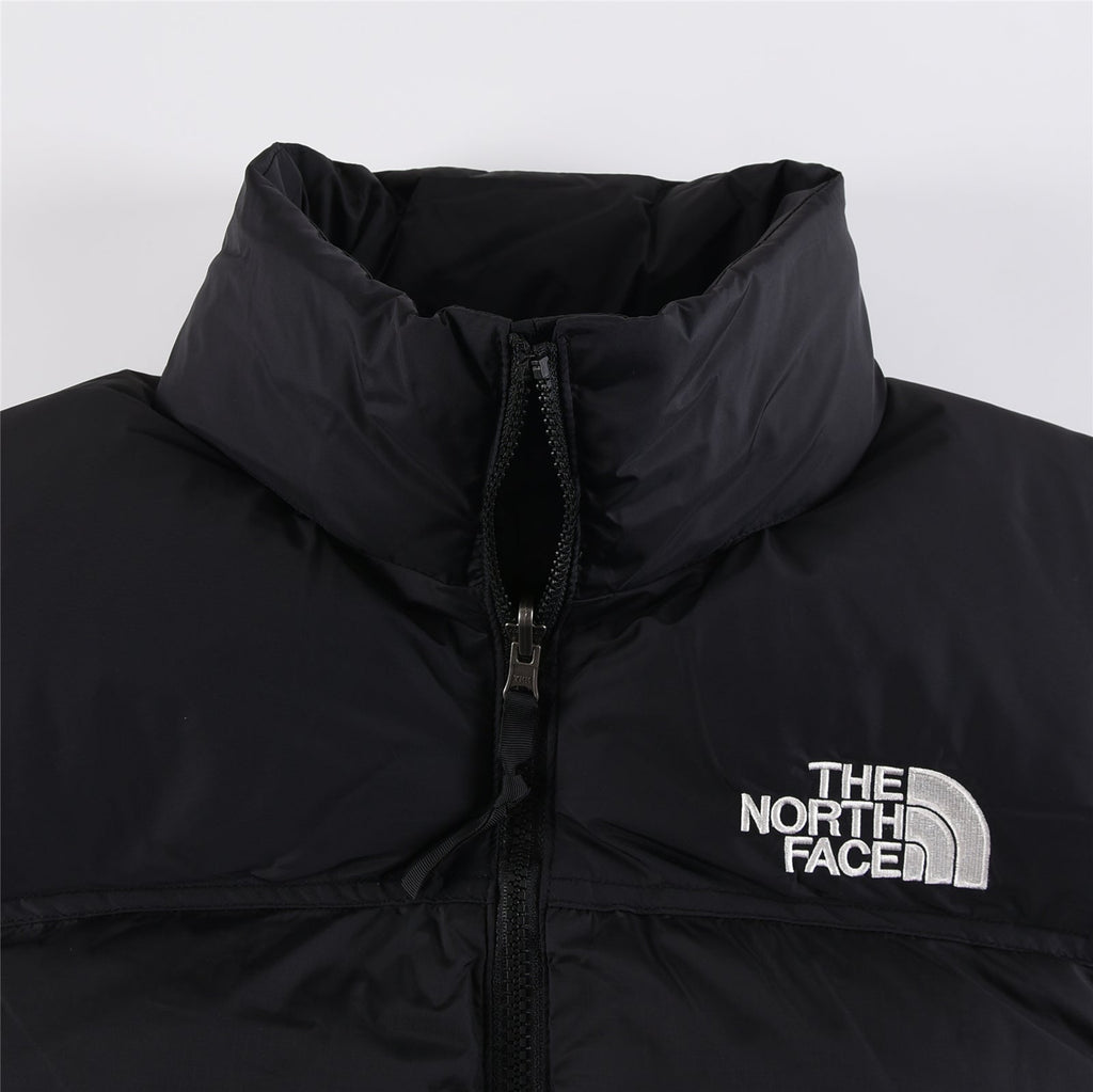 The North Face 700 Fill Puffer Vest | Black | Women's & Men's Layering Style