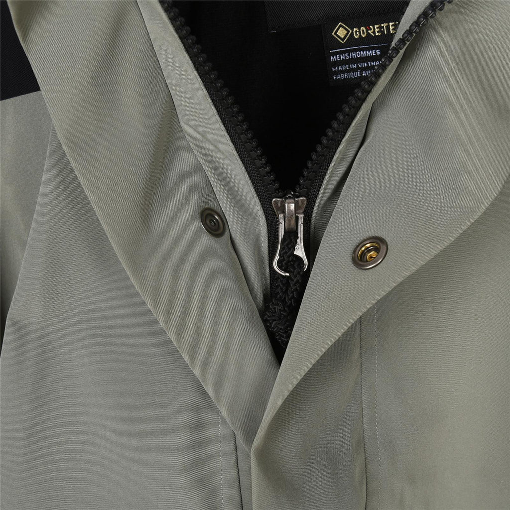 The North Face Men's Hooded Mountain Jacket | Sage Green & Black Color Block