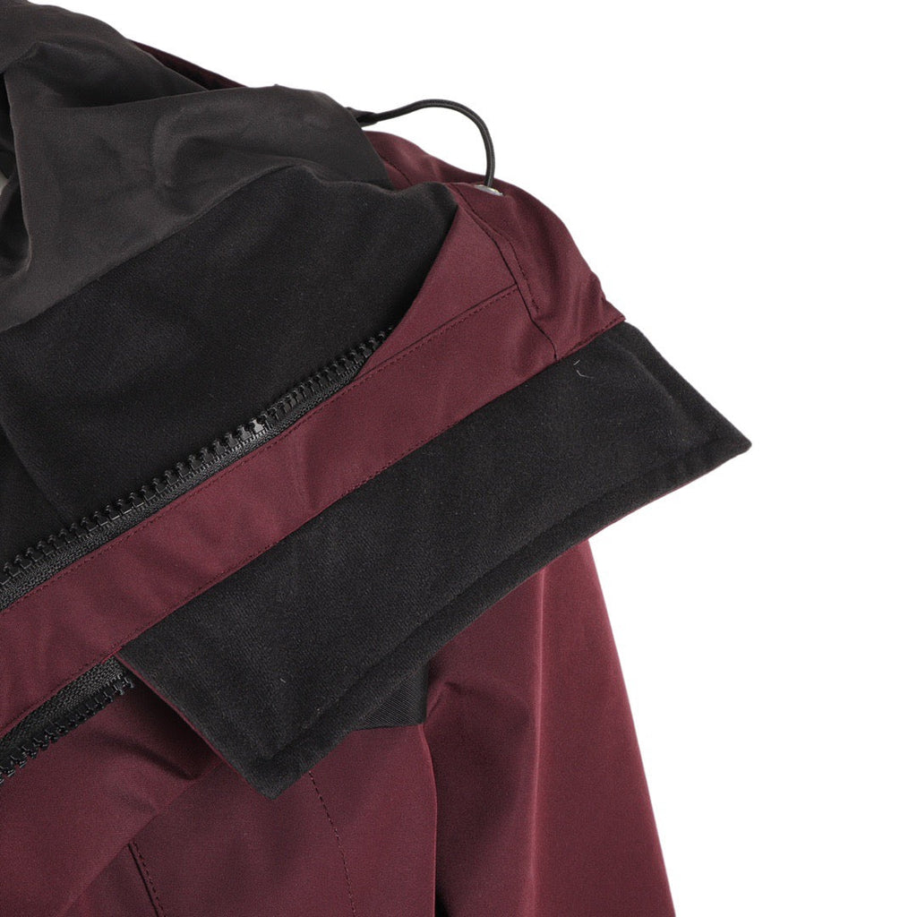 The North Face Women's Men's GORE-TEX Hooded Mountain Jacket - Wine Red & Black Color Block Waterproof Shell