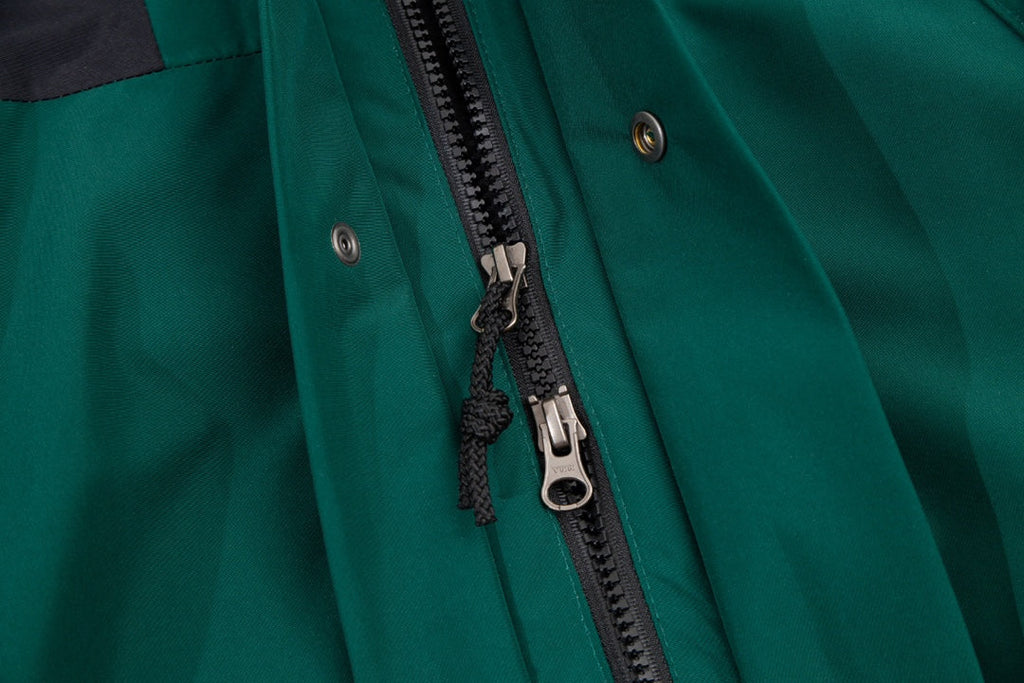 The North Face Men's GORE-TEX Hooded Mountain Jacket | Forest Green & Black Color Block