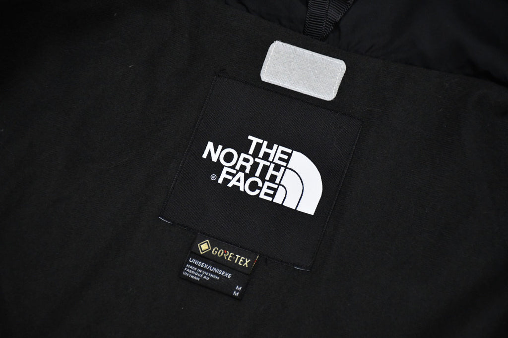 The North Face Men's GORE-TEX Hooded Mountain Jacket | White & Black Color Block