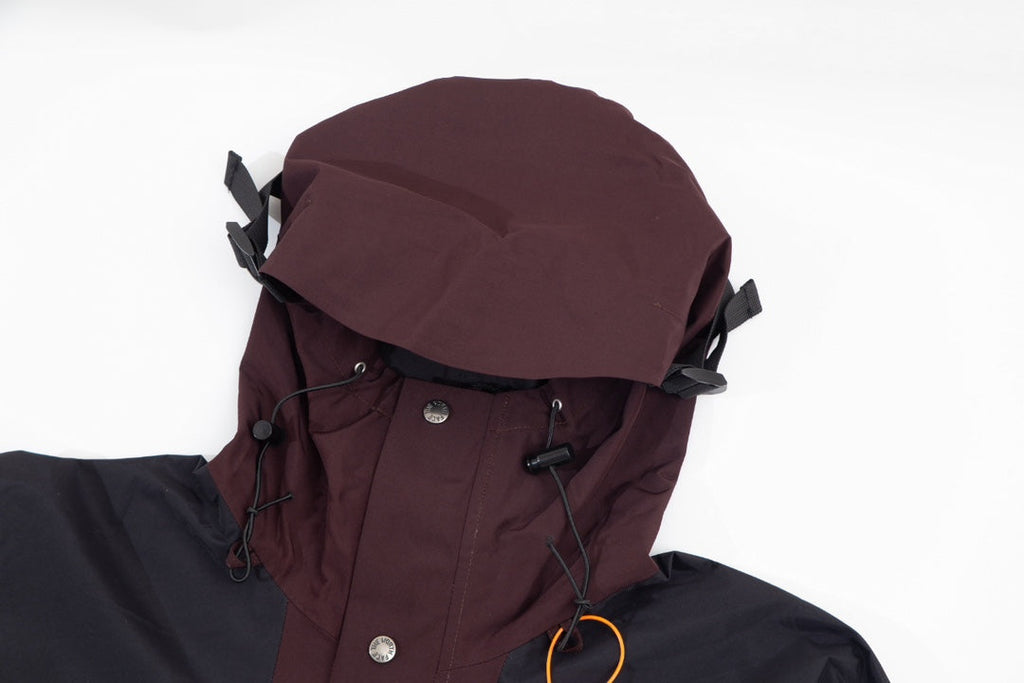 The North Face Men's GORE-TEX Hooded Mountain Jacket | Burgundy & Black Color Block