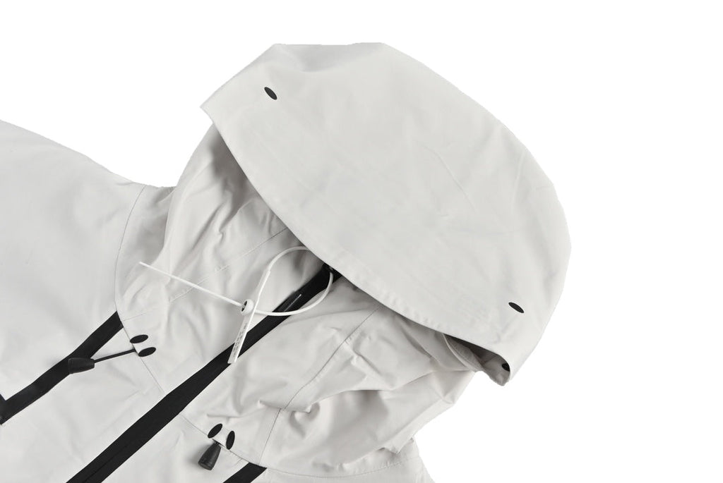 The North Face Women's Men's GORE-TEX Seam Tape Hooded Jacket - Off White & Black Waterproof Shell