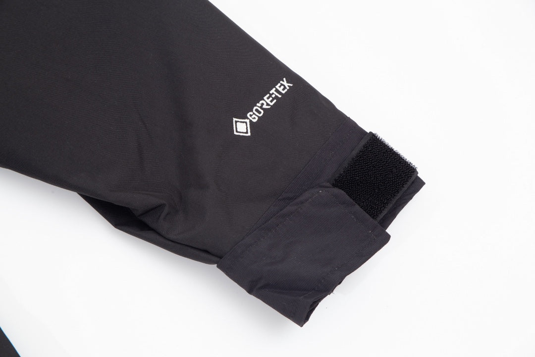 The North Face Men's GORE-TEX Hooded Mountain Jacket | Black Outdoor Outerwear