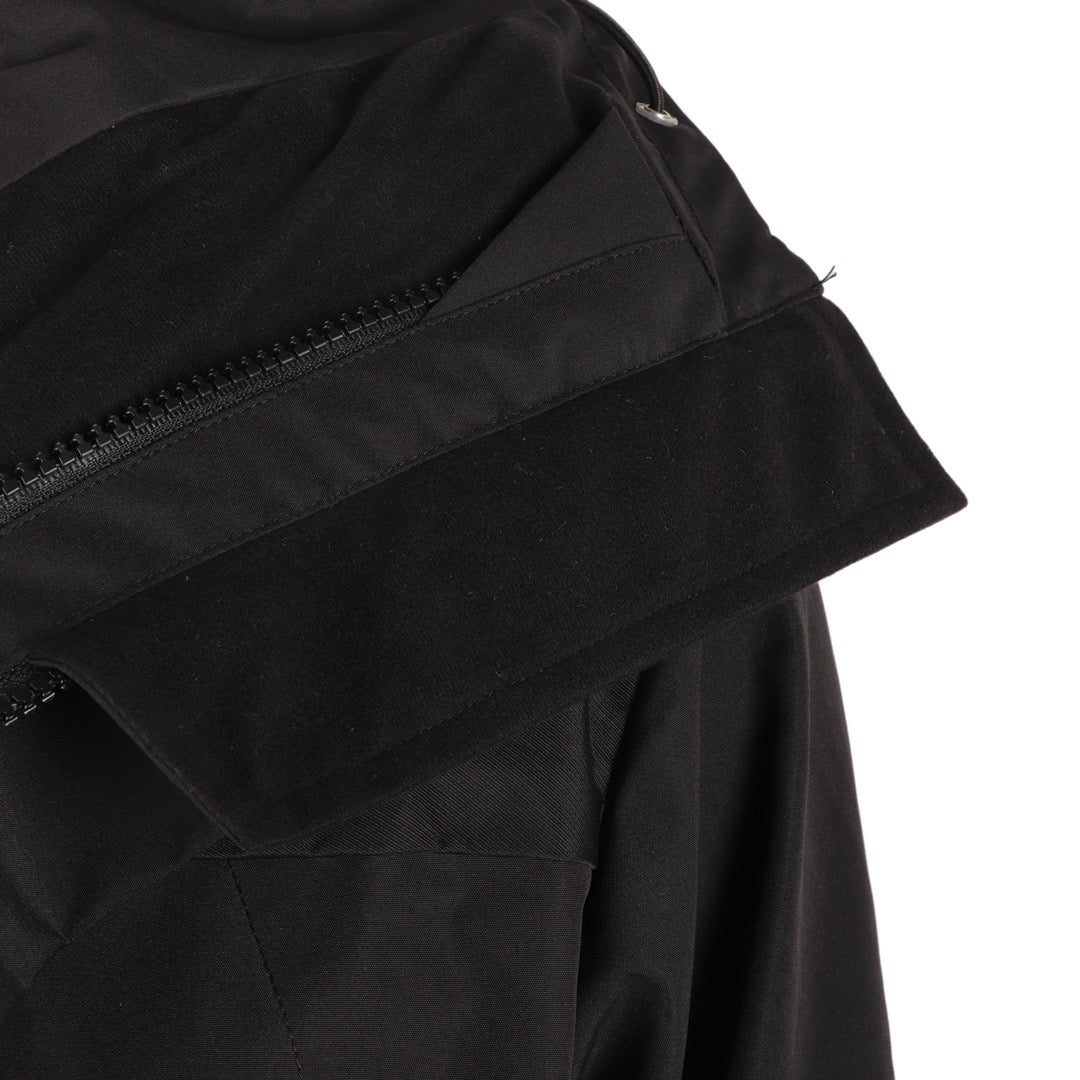 The North Face Women's Men's GORE-TEX Hooded Mountain Jacket - Black Waterproof Shell