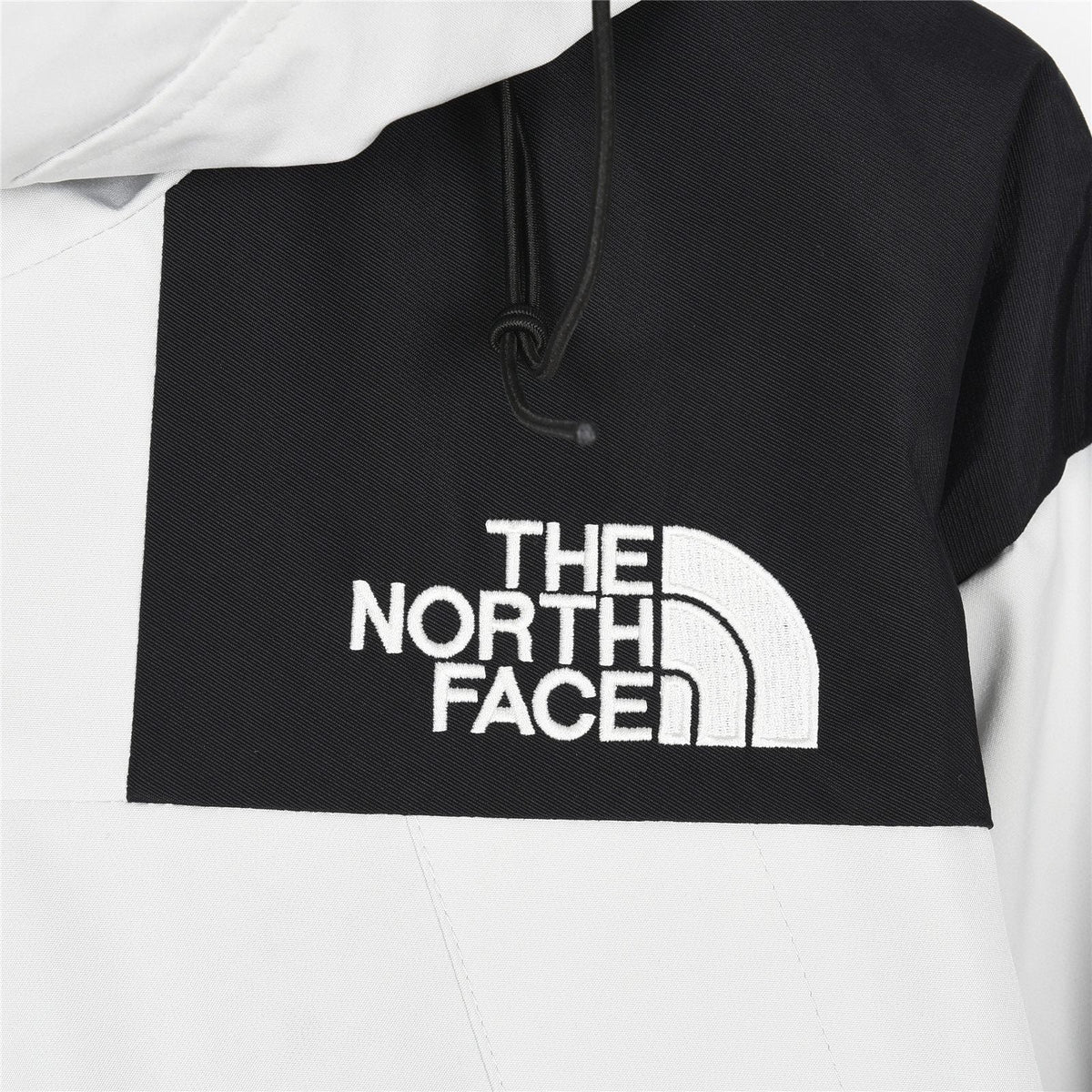 The North Face Men's Hooded Mountain Jacket | White & Black Color Block