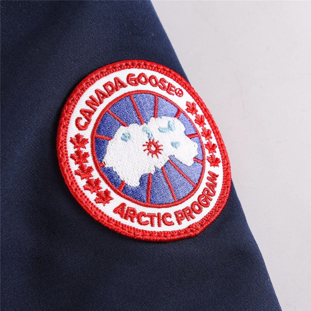 Canada Goose Women's Men's Expedition Down Parka Jacket with Coyote Fur - Navy Blue