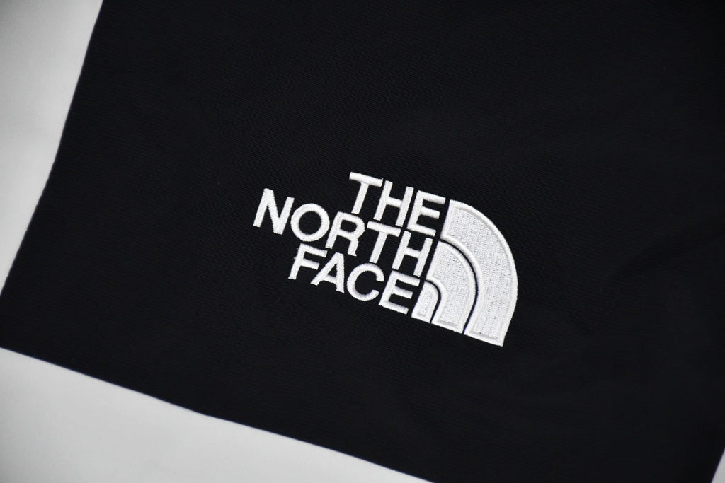 The North Face Men's GORE-TEX Hooded Mountain Jacket | White & Black Color Block