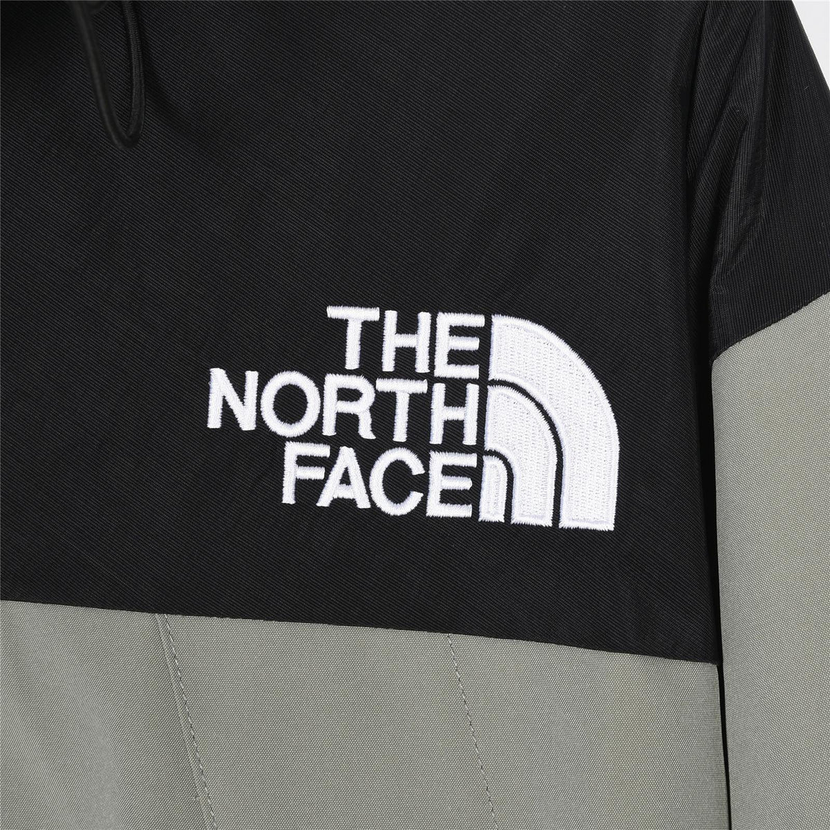 The North Face Men's Hooded Mountain Jacket | Sage Green & Black Color Block