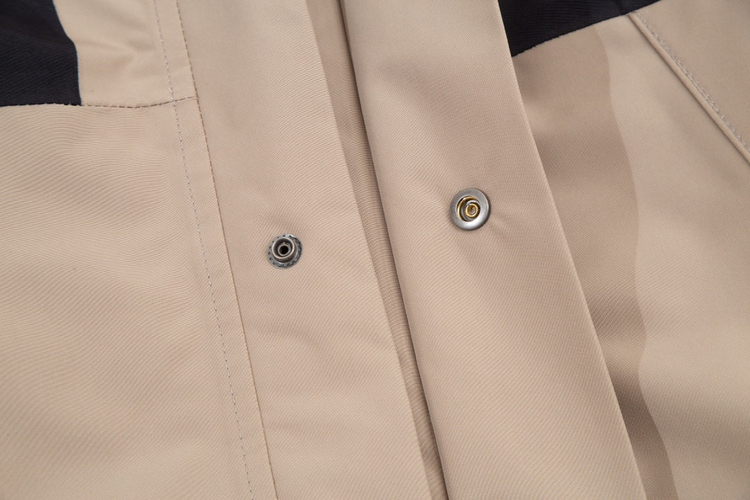 The North Face Men's GORE-TEX Hooded Mountain Jacket | Khaki & Black Color Block