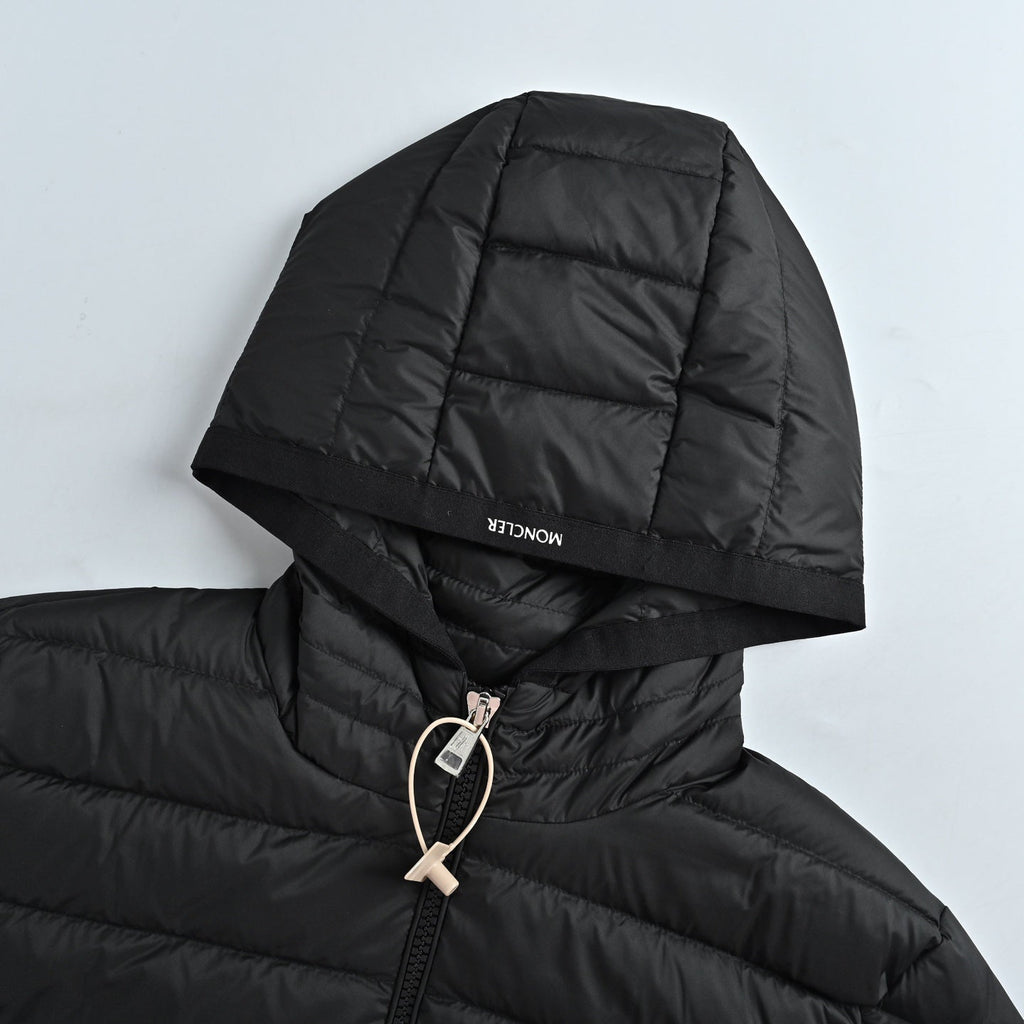Moncler Women's Men's Hooded Horizontal Quilted Down Jacket - Black