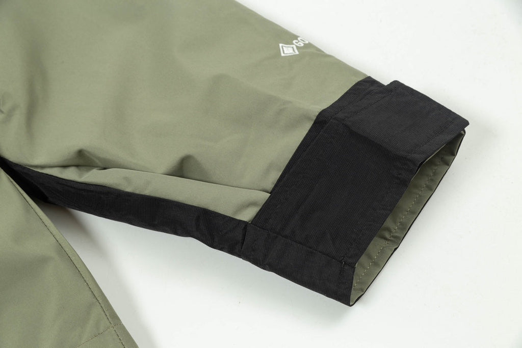 The North Face Men's Sage Green Black Color Block GORE-TEX Hooded Mountain Jacket