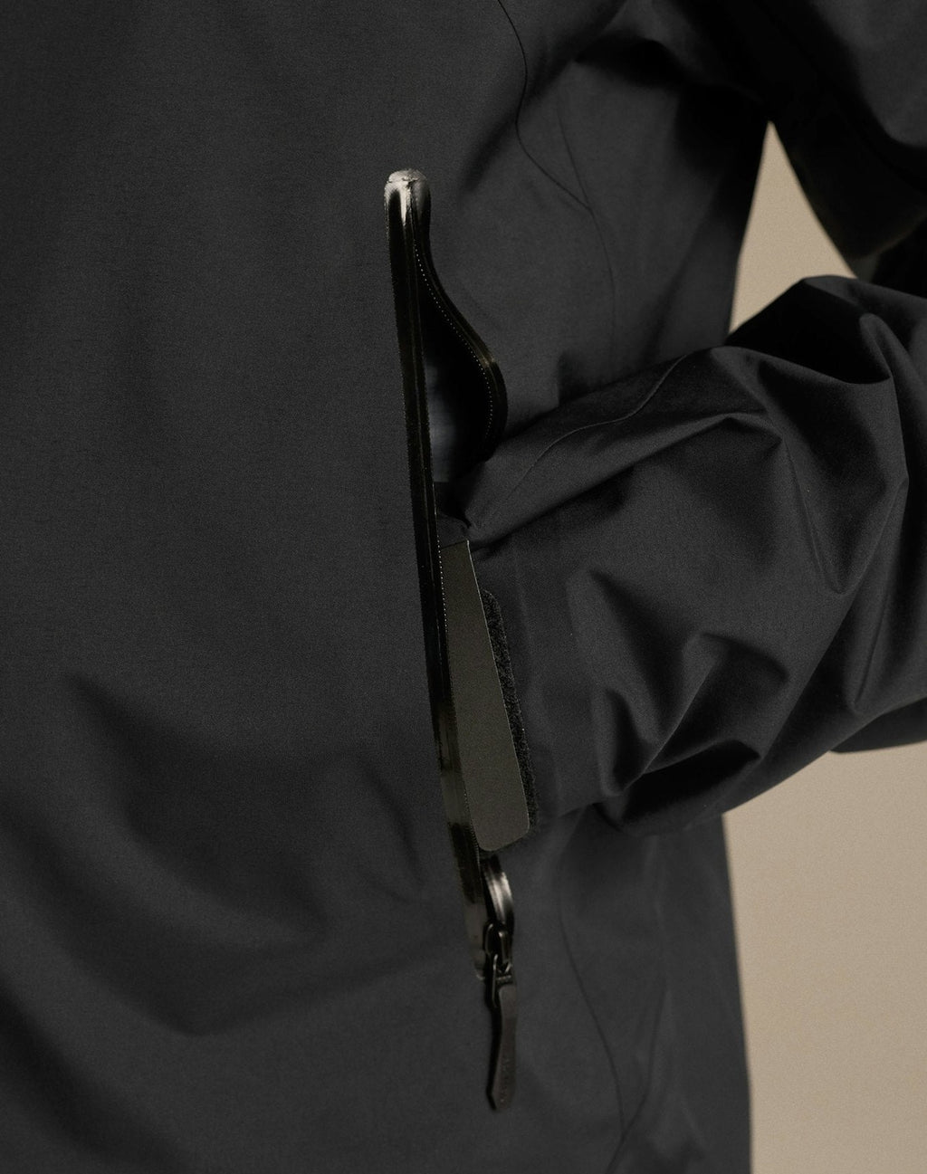 Arc'teryx Beta Men's Jacket, Black Hard Shell
