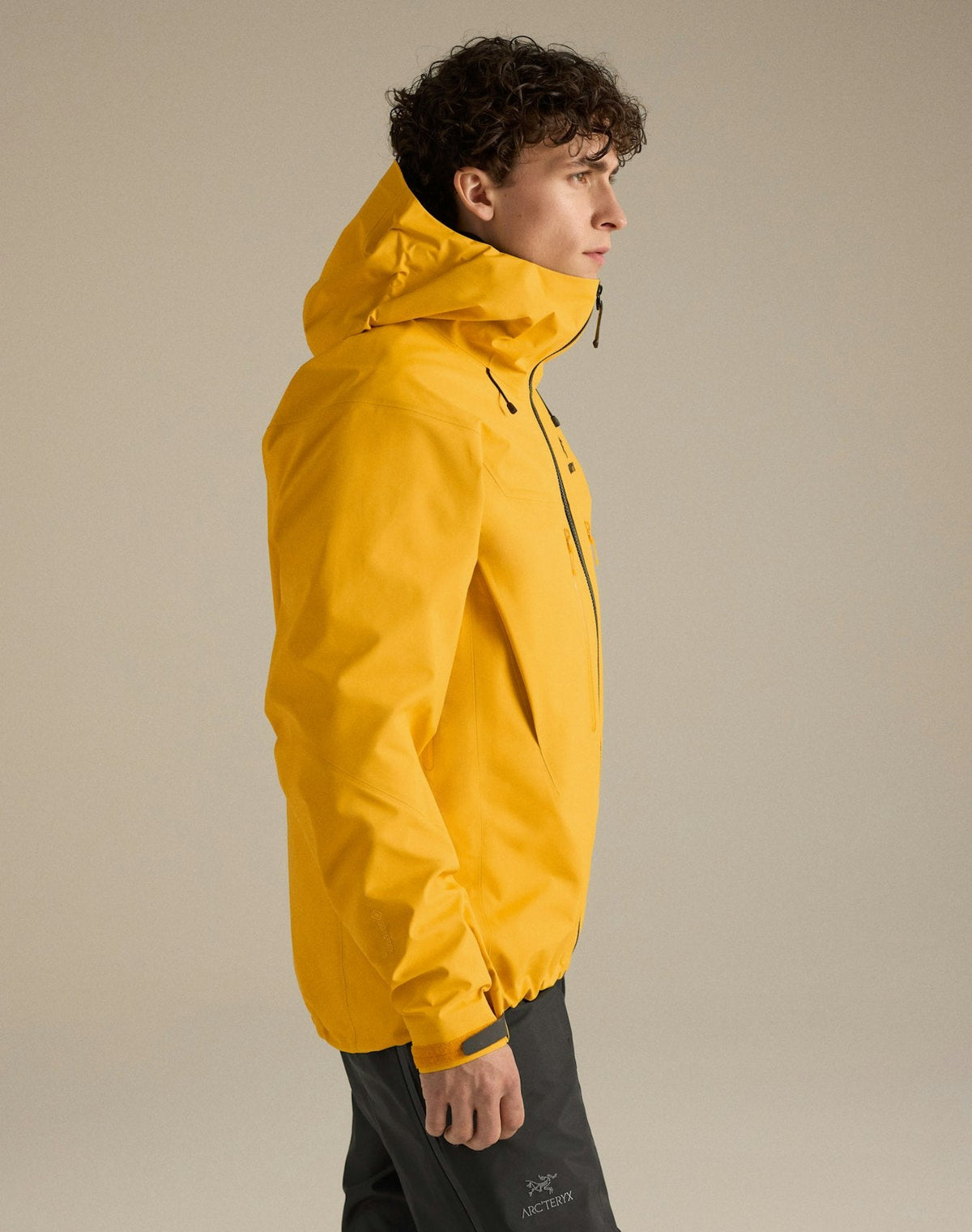 Arc'teryx Alpha SV Men's Jacket, Yellow