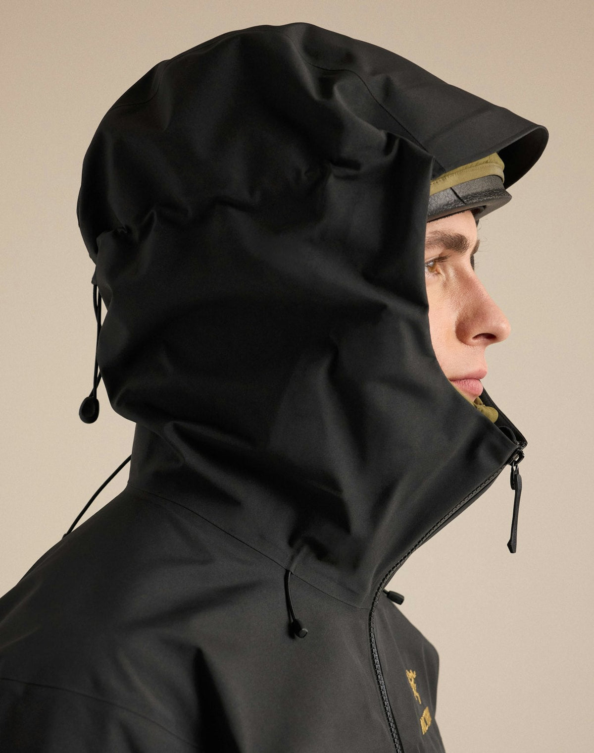 Arc'teryx Alpha SV Men's Jacket, 24K Black
