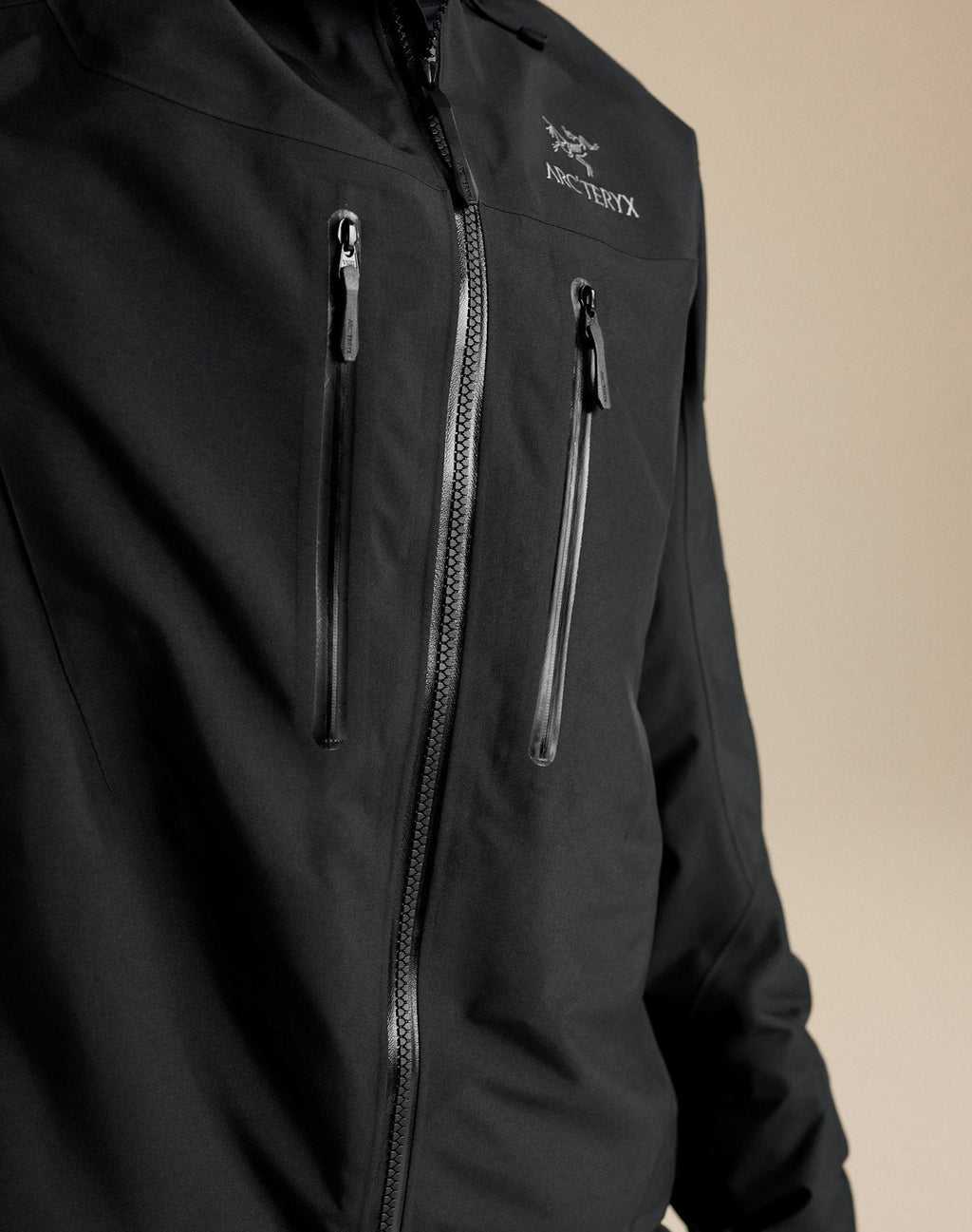 Arc'teryx Alpha SV Women's Jacket, Black