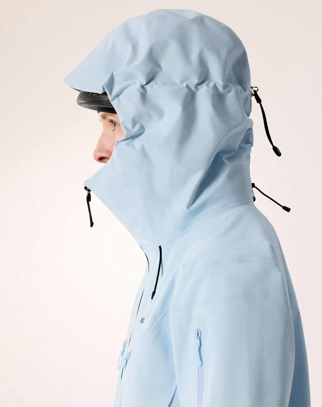 Arc'teryx Alpha SV Women's Jacket, Light Blue