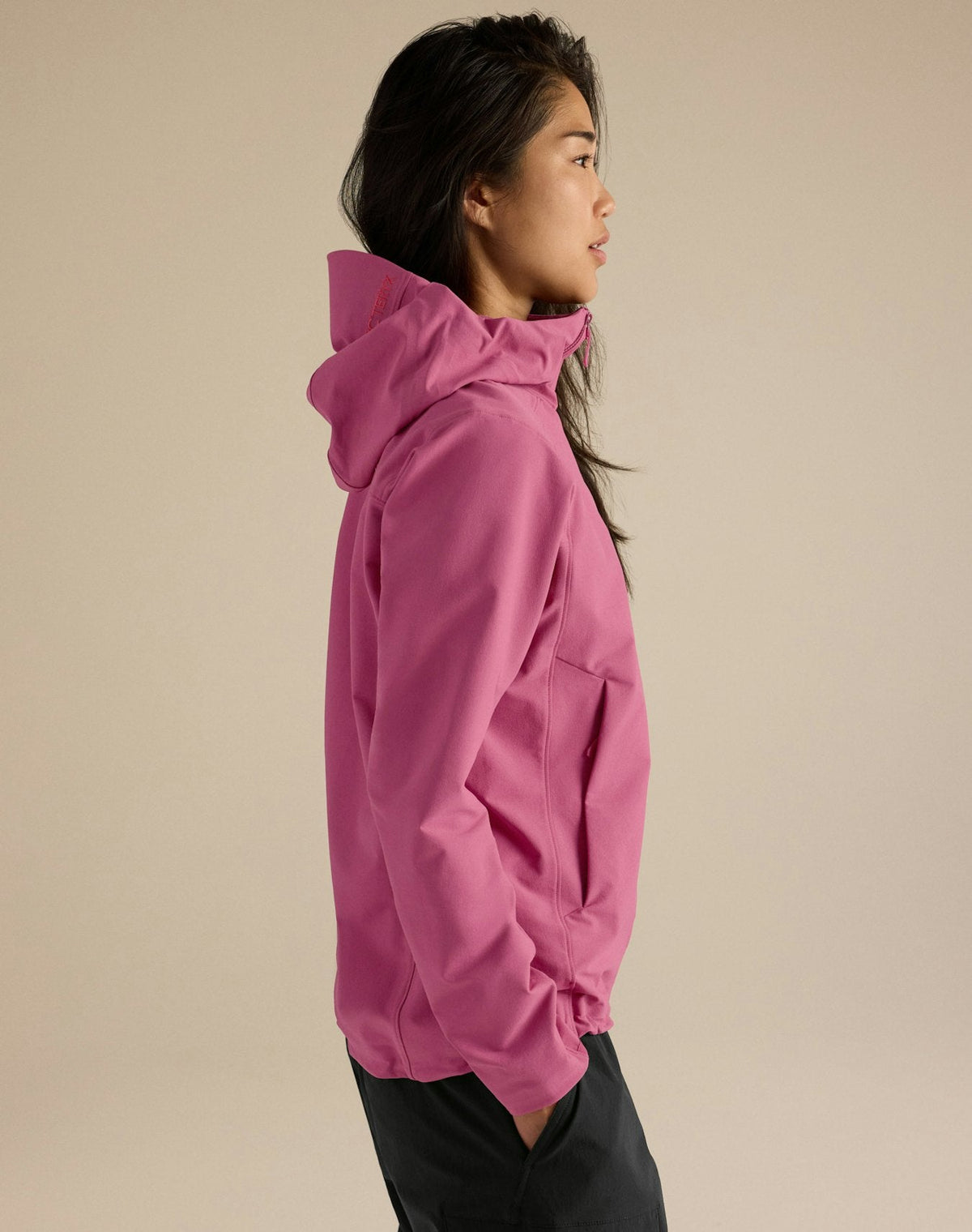Arc'teryx Women's Gamma Hoody | Magenta Softshell Jacket