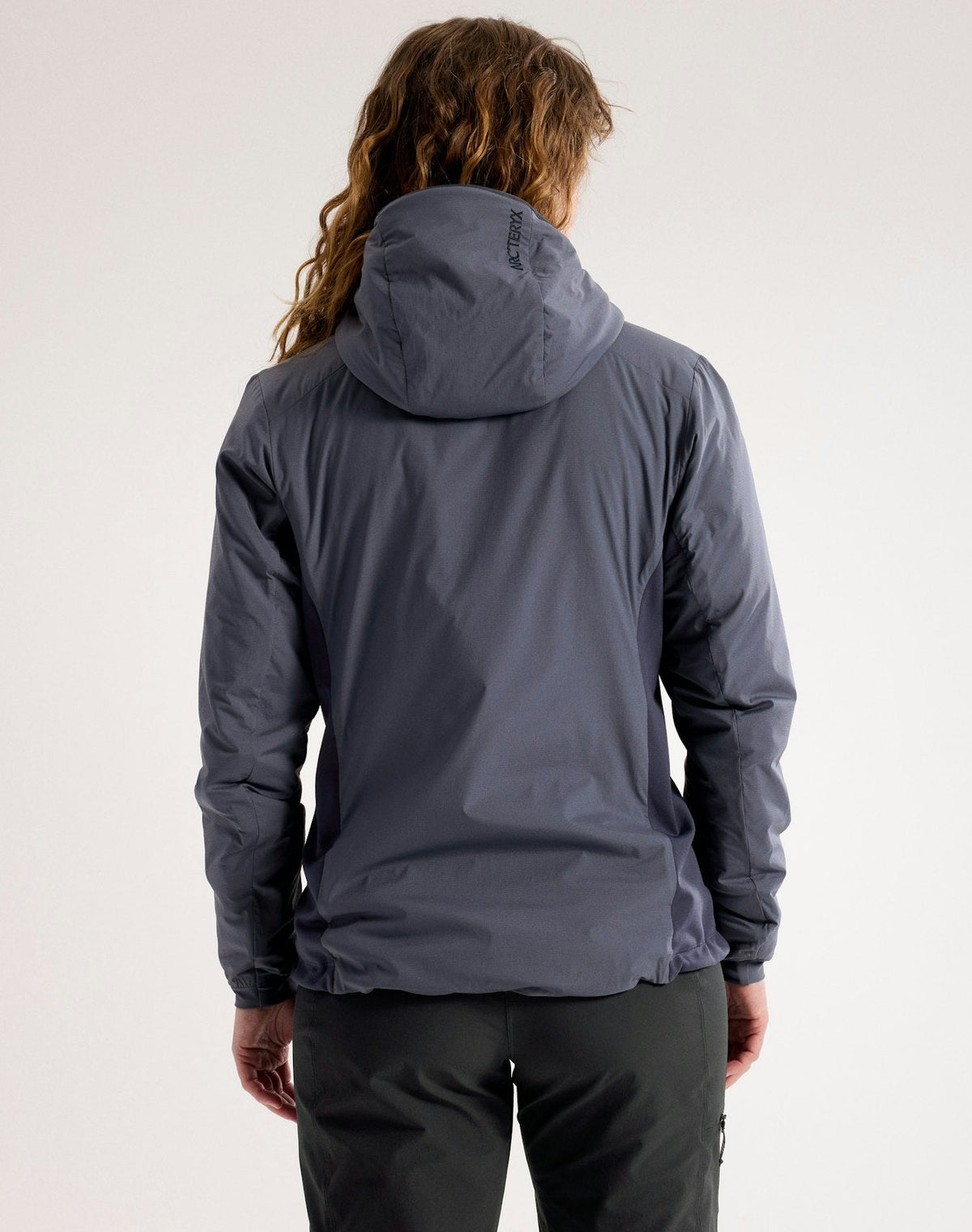 Arc'teryx Women's Atom Hoody | Blue Graphite Insulated Jacket