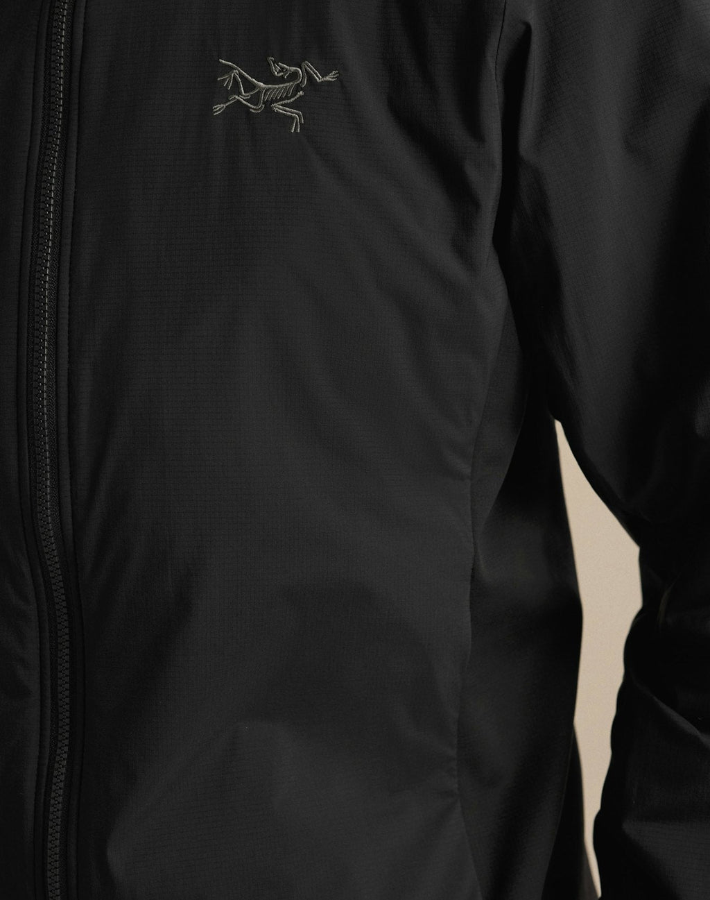 Arc'teryx Women's Atom Hoody | Black Insulated Jacket
