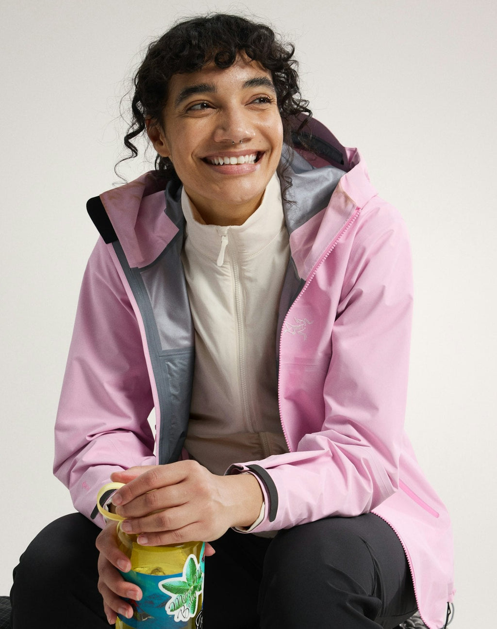 Arc'teryx Women's Atom Jacket | White