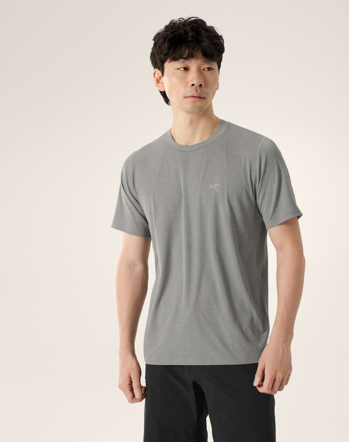 Arc'teryx Men's Cormac Crew Short Sleeve Shirt | Heather Grey