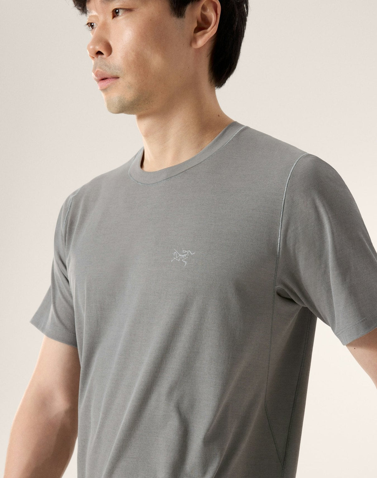Arc'teryx Men's Cormac Crew Short Sleeve Shirt | Heather Grey