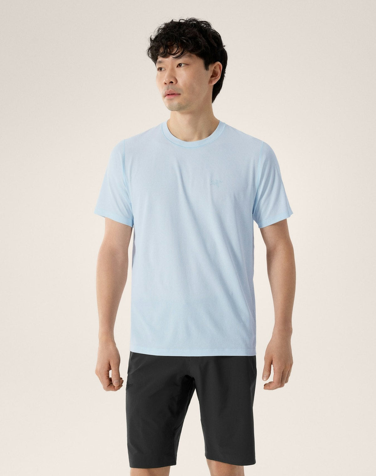 Arc'teryx Men's Cormac Crew Short Sleeve Shirt | Sky Blue