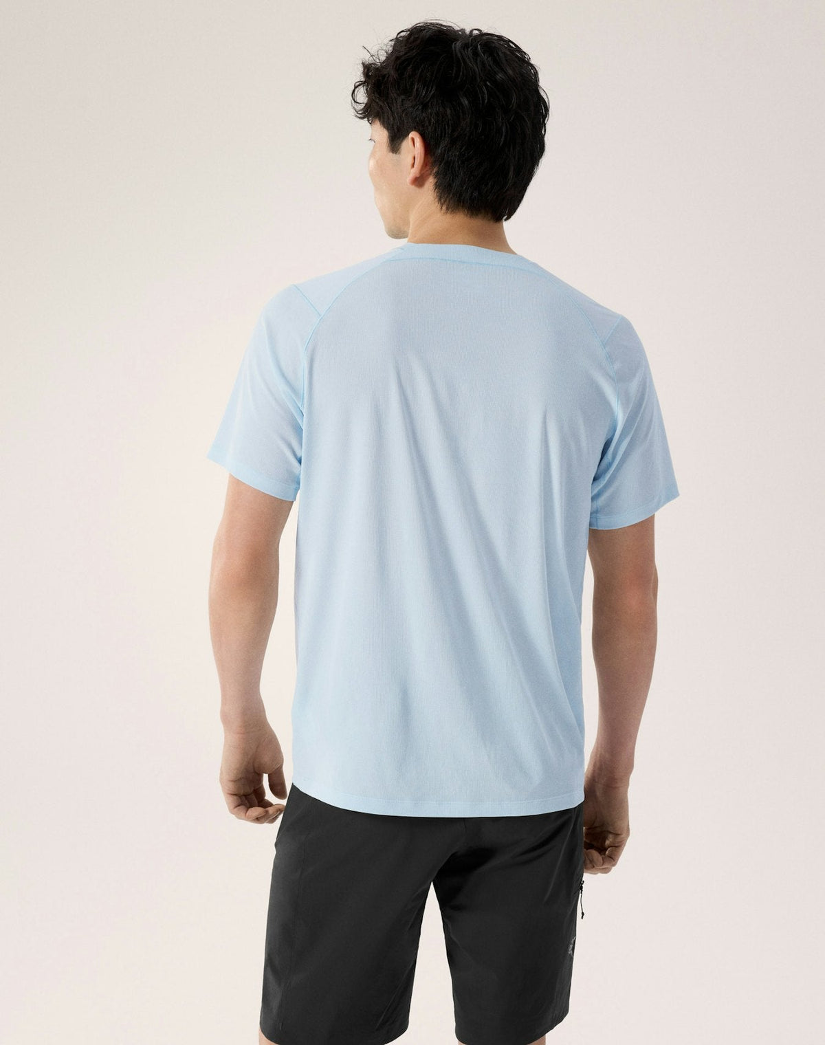 Arc'teryx Men's Cormac Crew Short Sleeve Shirt | Sky Blue