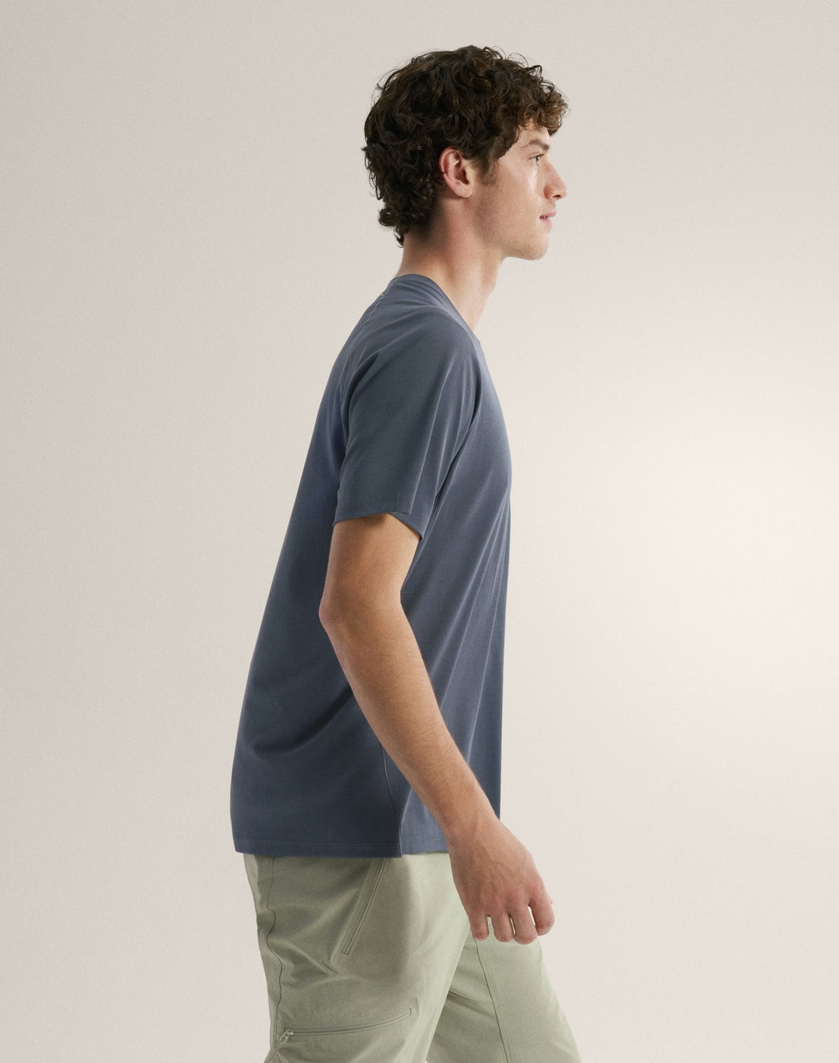 Arc'teryx Men's Cormac Crew Short Sleeve Shirt | Blue Graphite