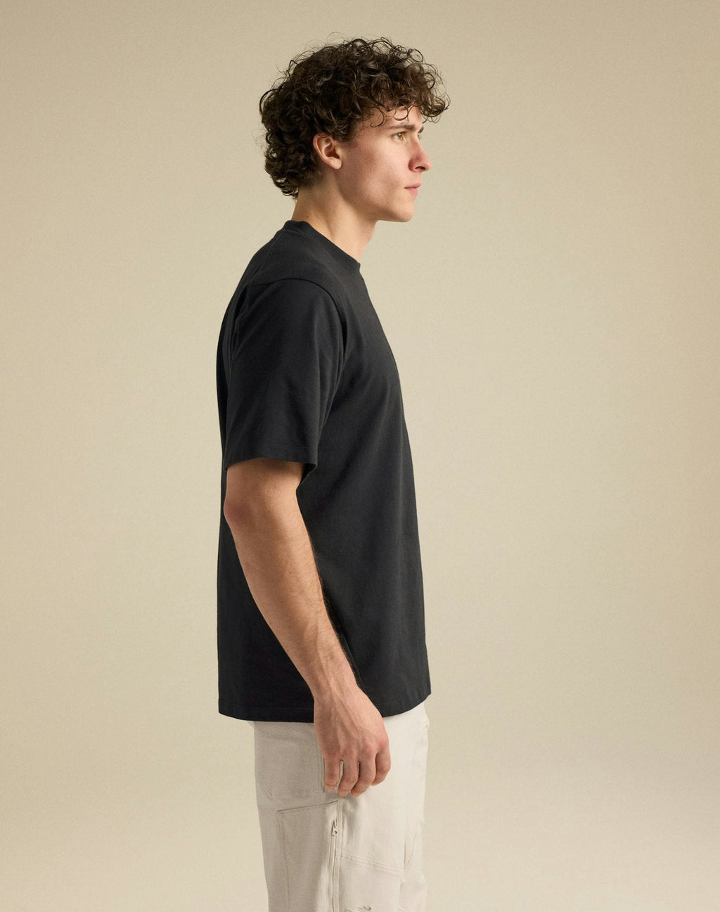 Arc'teryx Men's Emblem Crew Short Sleeve Shirt | Black