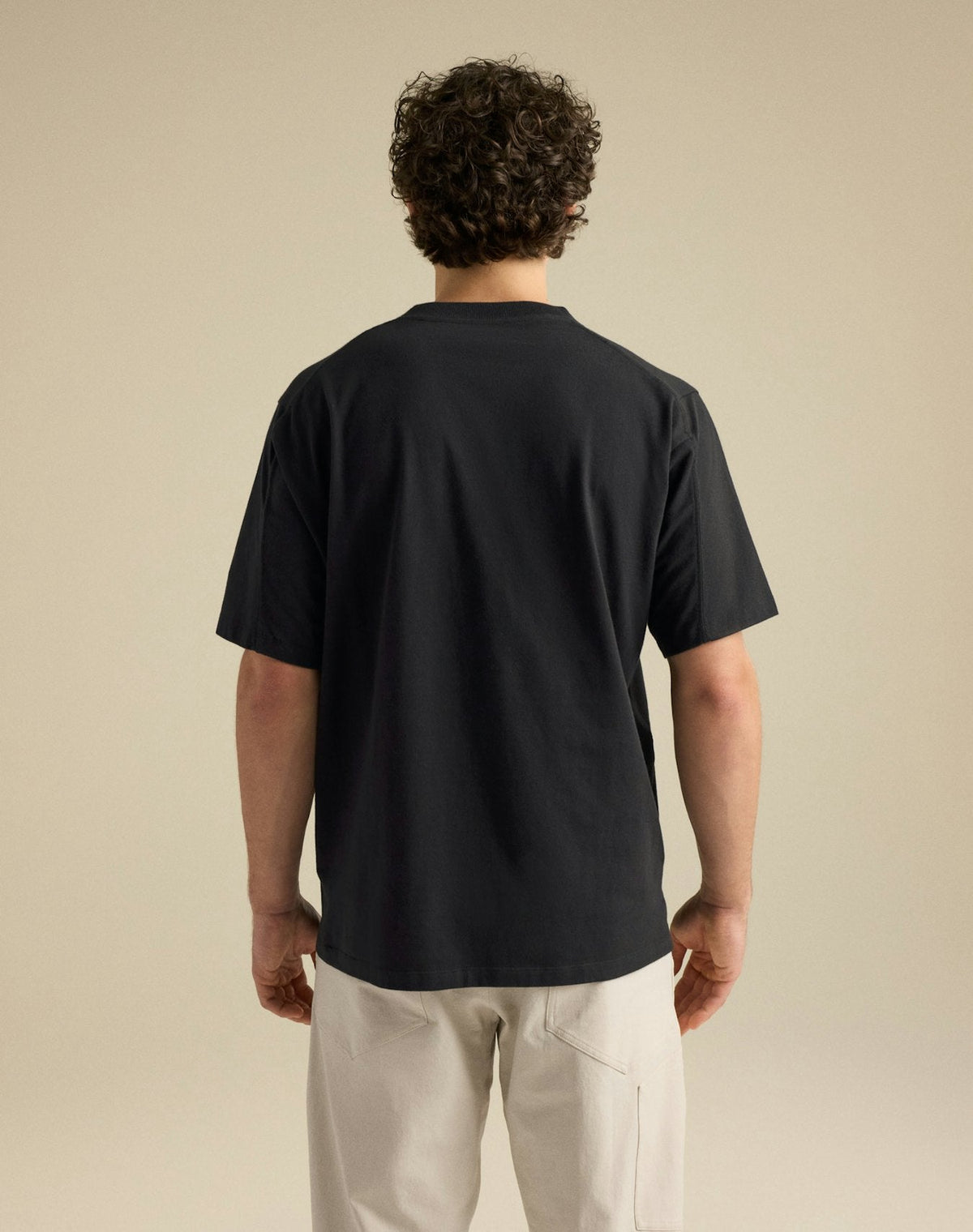 Arc'teryx Men's Emblem Crew Short Sleeve Shirt | Black