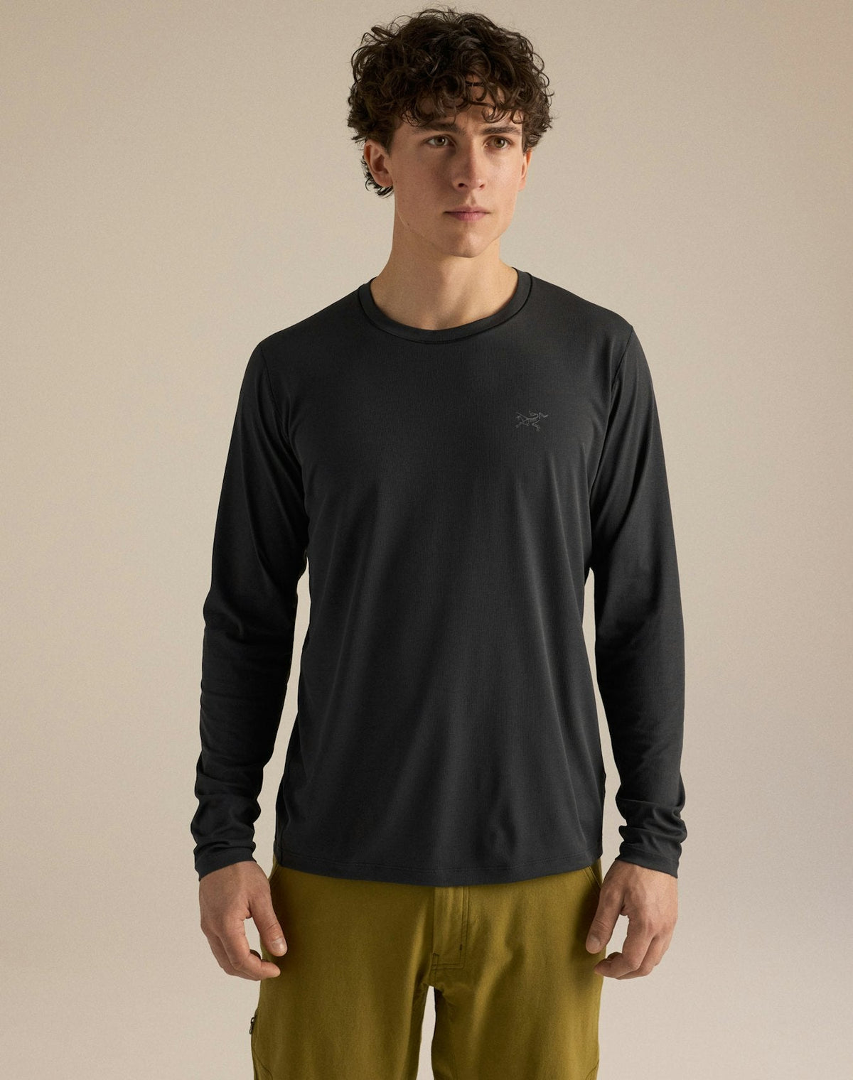 Arc'teryx Men's Cormac Crew Long Sleeve Shirt | Black