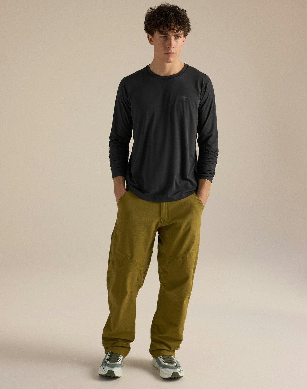 Arc'teryx Men's Cormac Crew Long Sleeve Shirt | Black