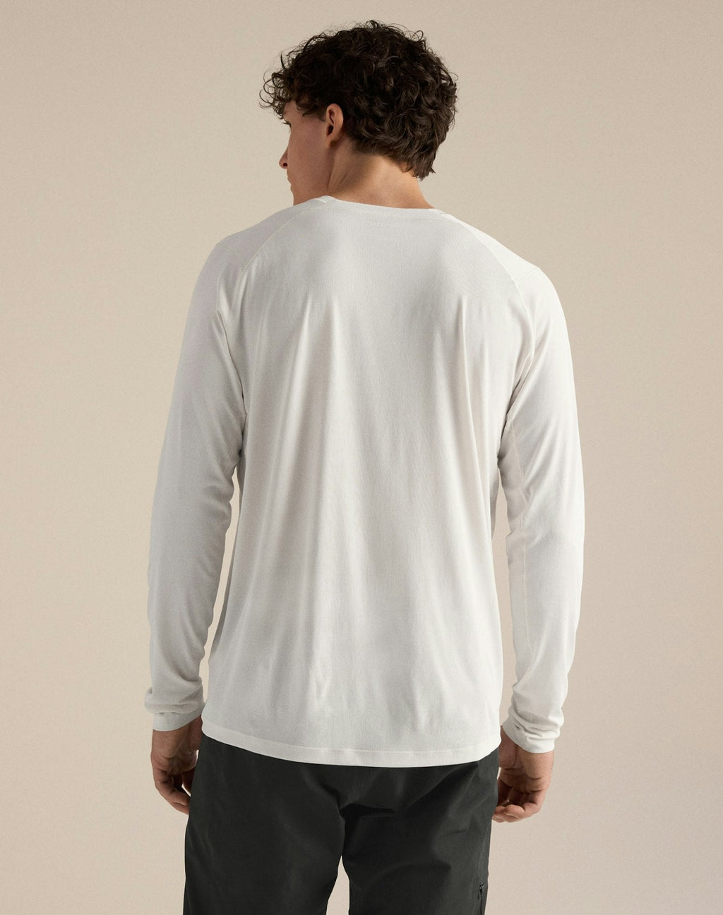 Arc'teryx Men's Cormac Crew Long Sleeve Shirt | White