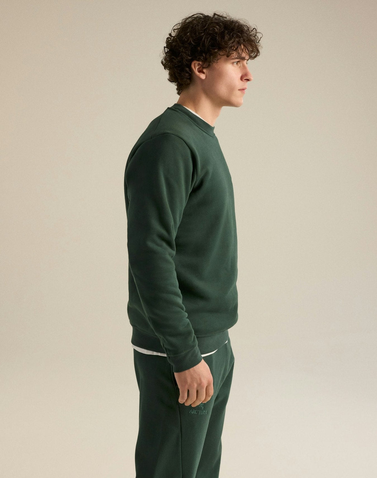 Arc'teryx Emblem Fleece Crewneck Sweatshirt – Black Sapphire