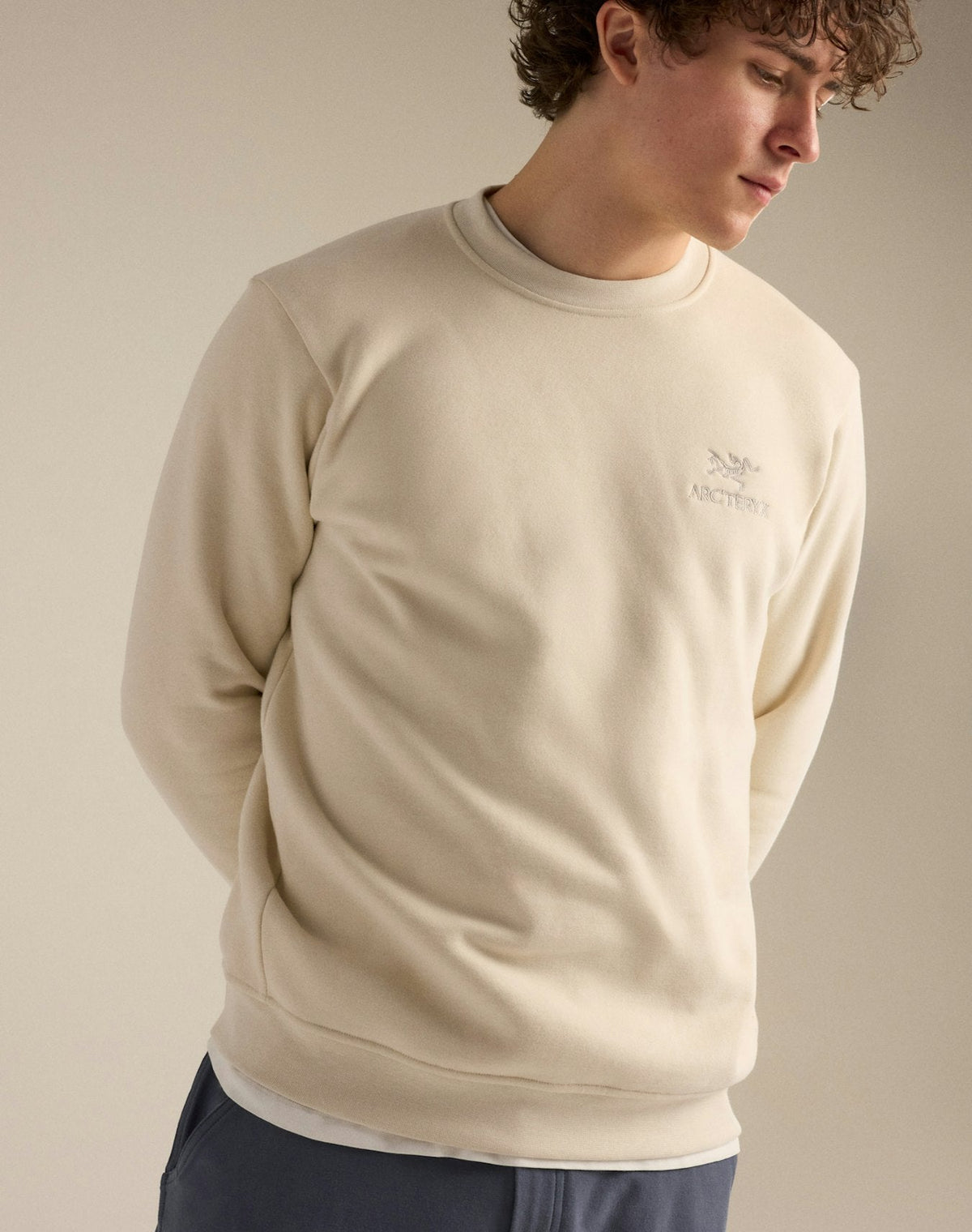 Arc'teryx Emblem Fleece Crewneck Sweatshirt – Solitude