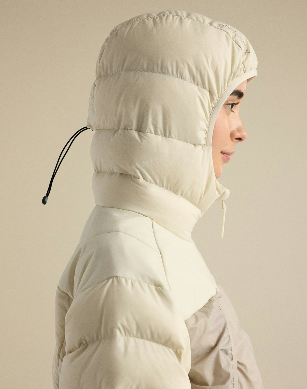 Arc'teryx Omineca Women's Short Jacket – Cream / Beige