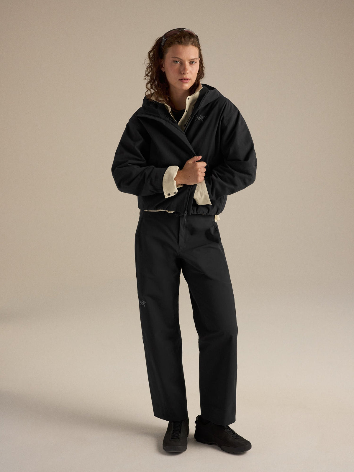 Arc'teryx Altira Women's Insulated Cropped Jacket – Black