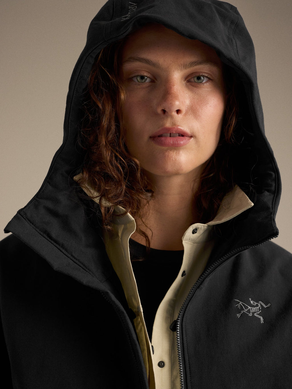 Arc'teryx Altira Women's Insulated Cropped Jacket – Black
