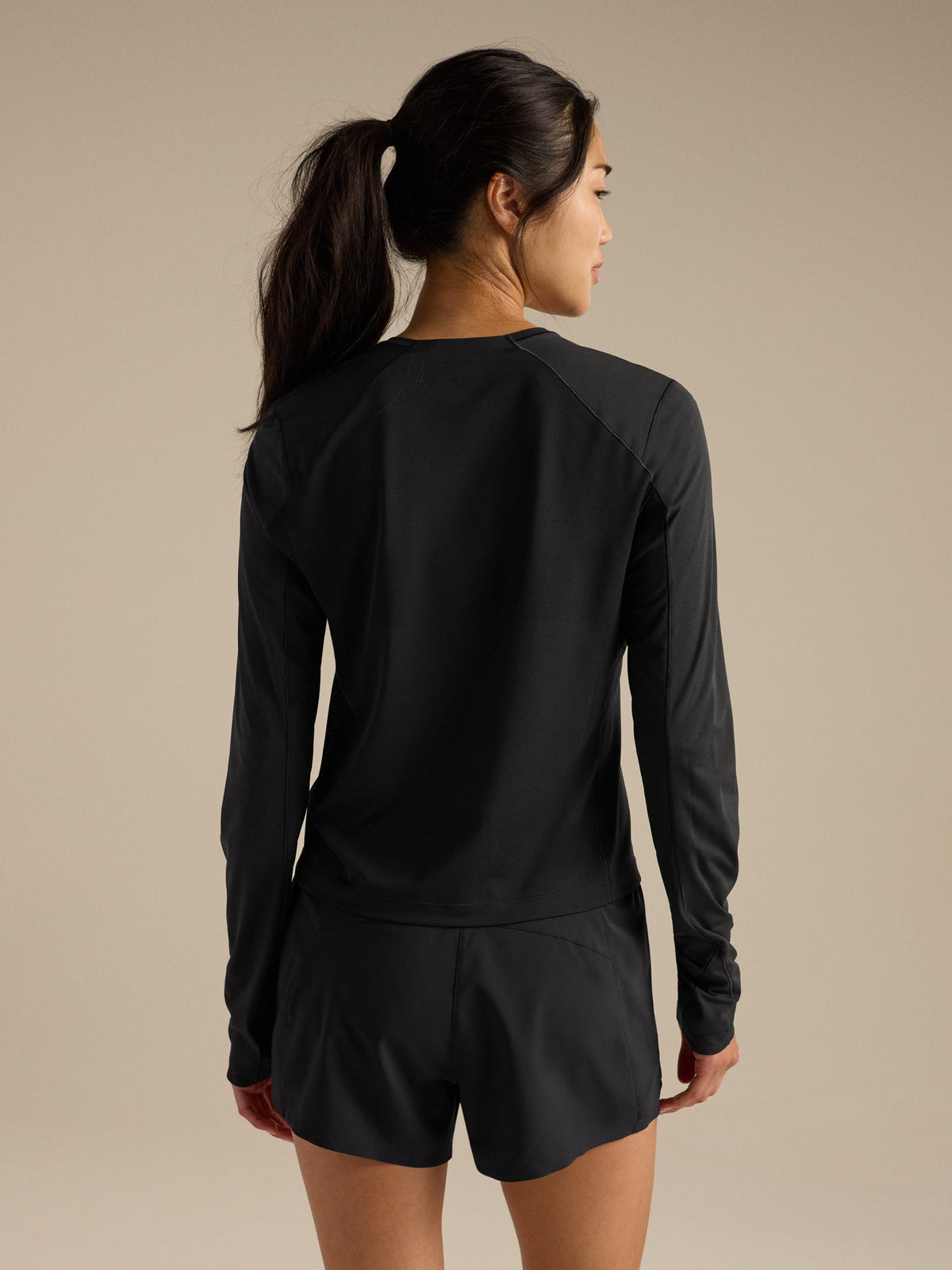Arc'teryx Norvan Women's Long-Sleeve Crew Shirt – Black