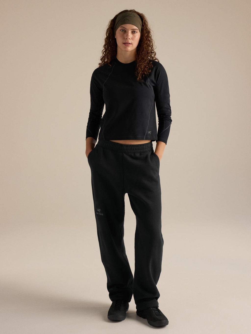 Arc'teryx Women's Long-Sleeve Crew Base Layer – Black