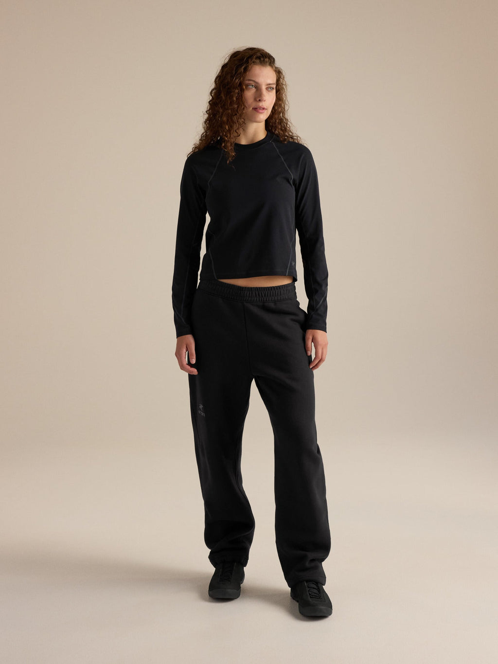 Arc'teryx Women's Long-Sleeve Crew Base Layer – Black