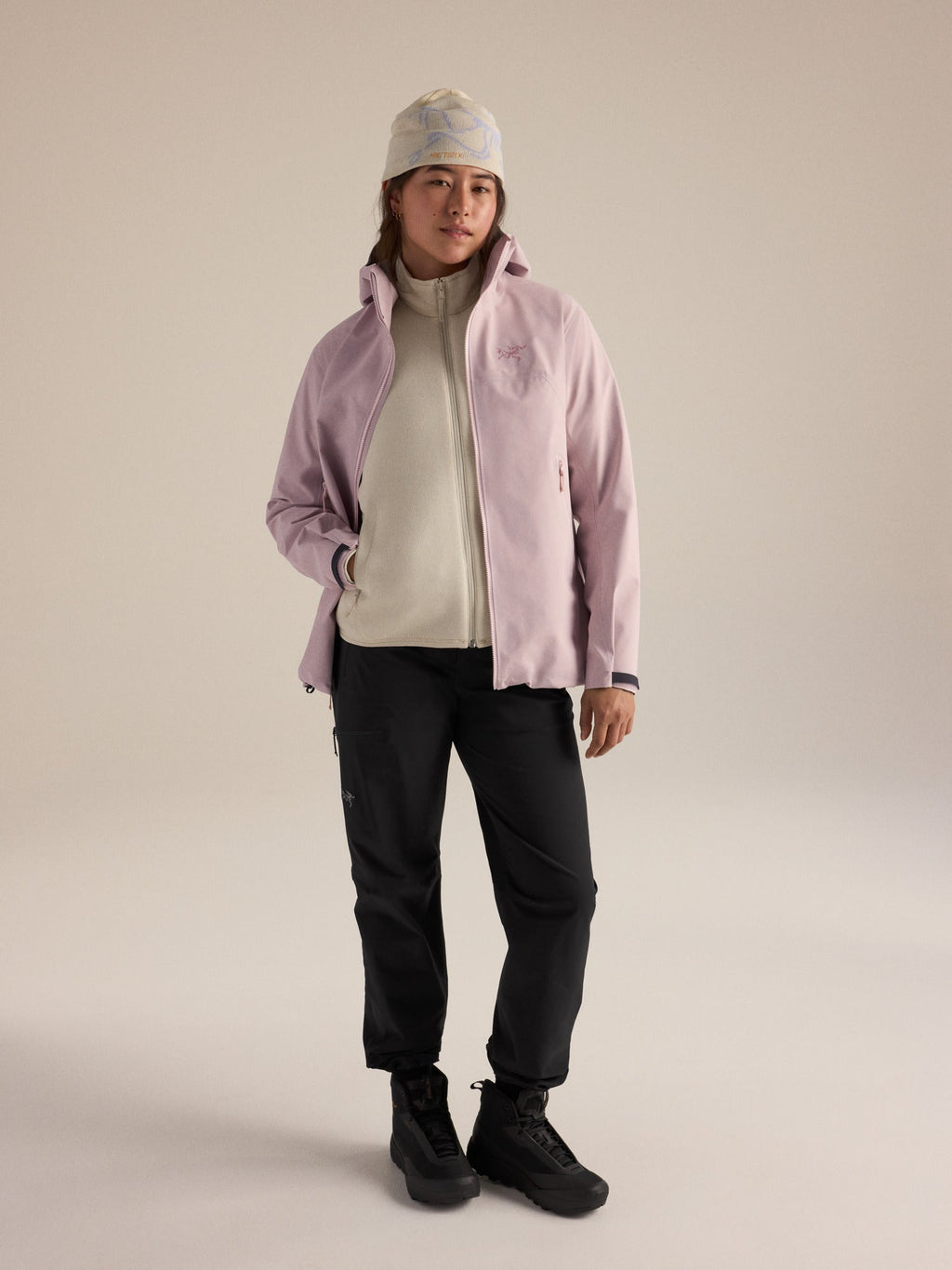 Arc'teryx Beta Women's Jacket – Pale Pink