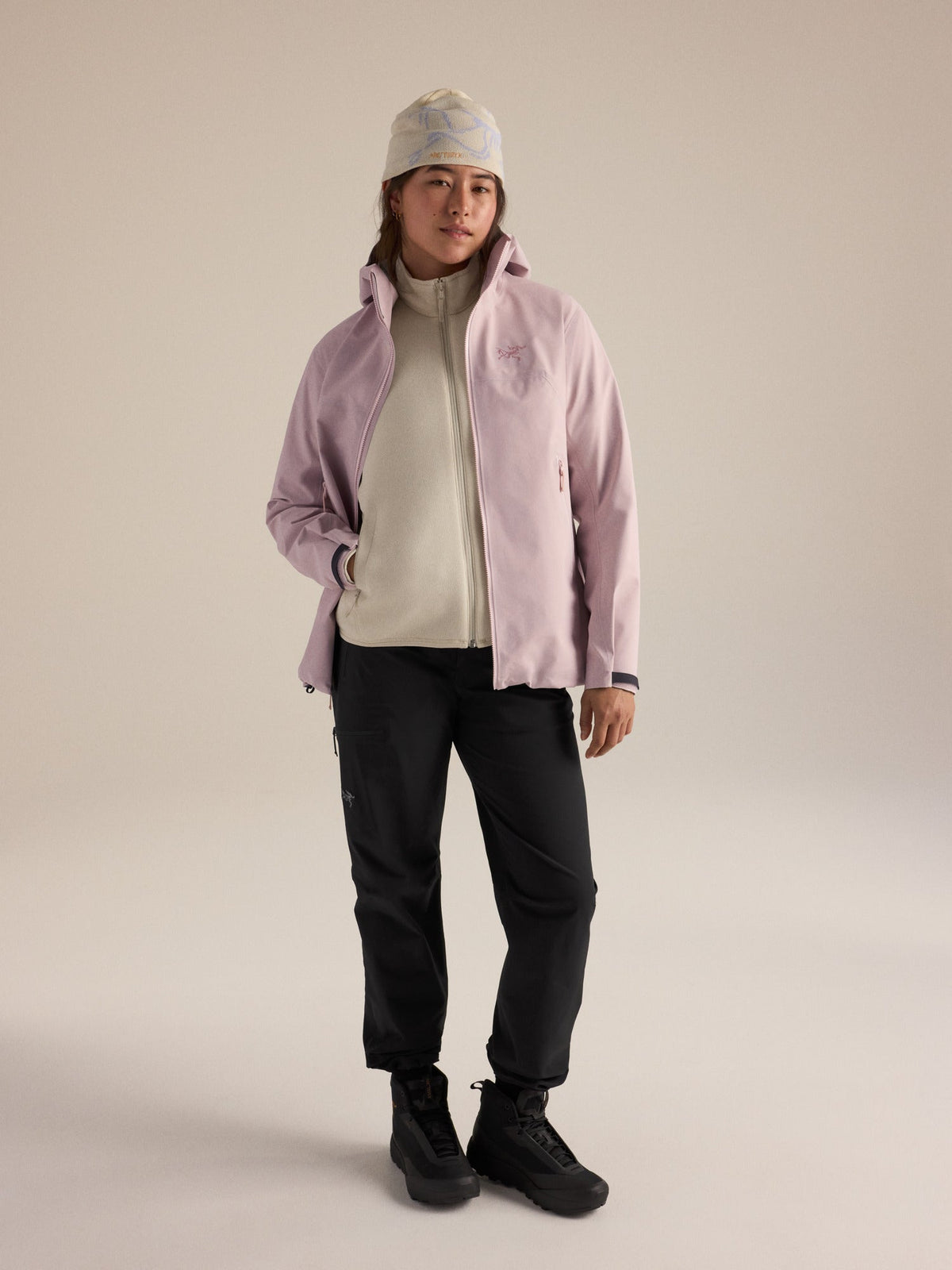 Arc'teryx Beta Women's Jacket – Pale Pink
