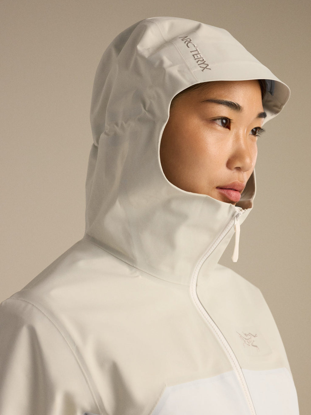 Arc'teryx Beta Women's Jacket – White / Beige